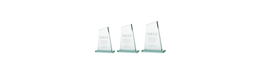 VANQUISH JADE GLASS AWARD - 150MM (8MM THICK) VANQUISH JADE GLASS AWARD - 150MM (8MM THICK)